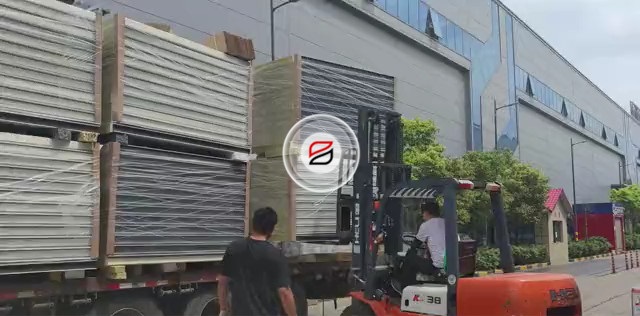 <b>聚氨酯復(fù)合巖棉板發(fā)貨</b>